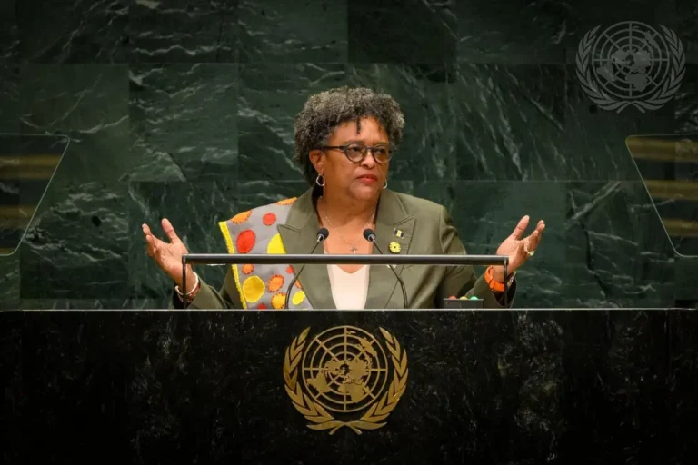 Mia-Amor-Mottley-Barbados.jpg
