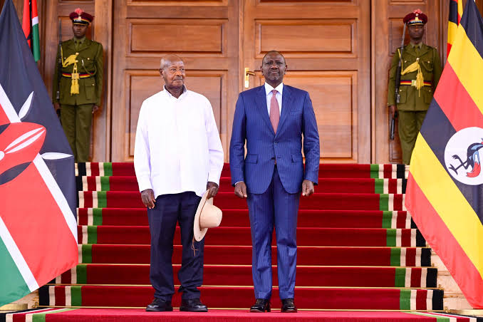 President William Ruto with his Ugandan counterpart President Yoweri Kaguta Museveni