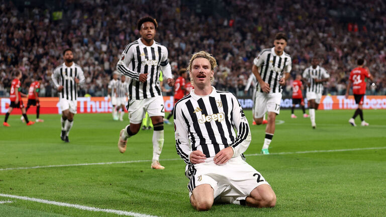 Juventus and Crystal Palace opened their Europa League campaigns with big wins, while Bournemouth celebrated a historic victory at Real Sociedad.